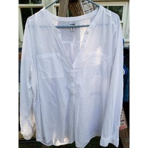 Light weight white top